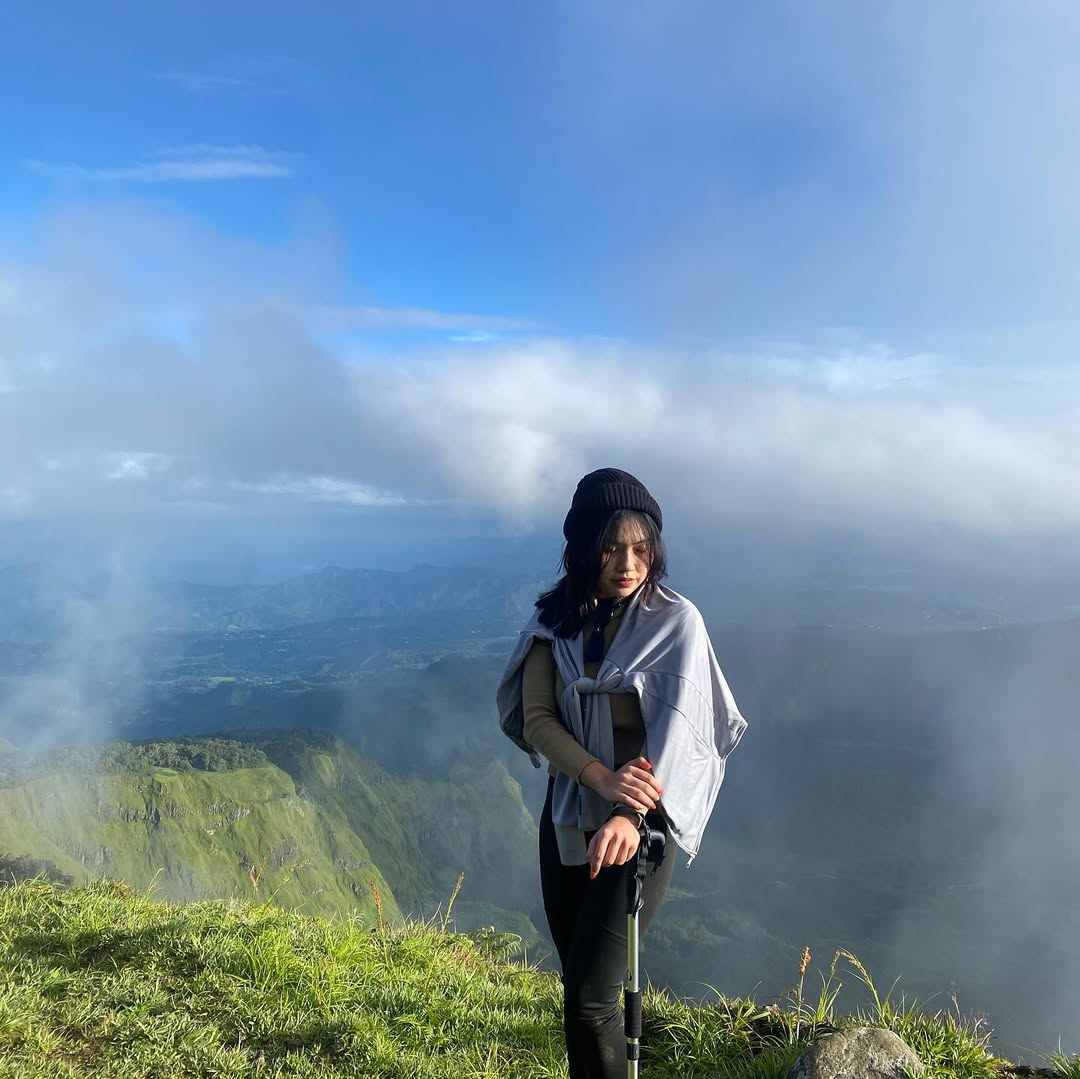 Maya Mountain Top 1